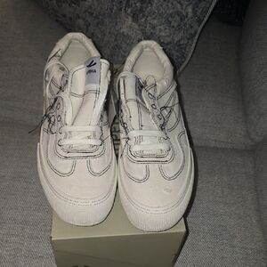 NEW Superga White Canvas Low-Top Sneakers with Black Stitching